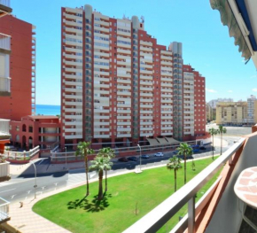 NUEVO, con vistas al mar y a 100 metros de la playa